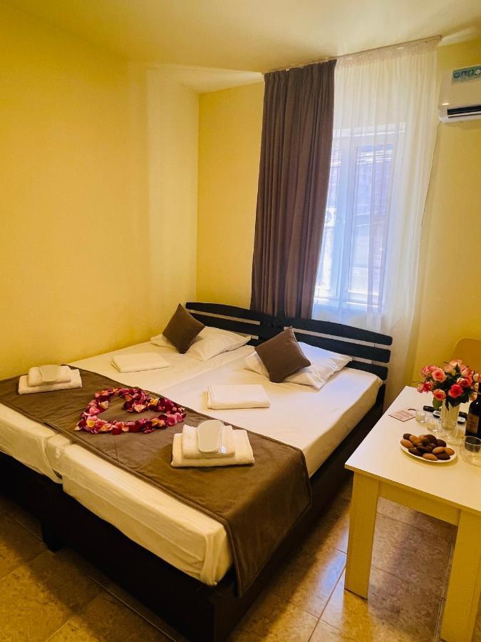 Marnar Hotel Yerevan Exterior foto